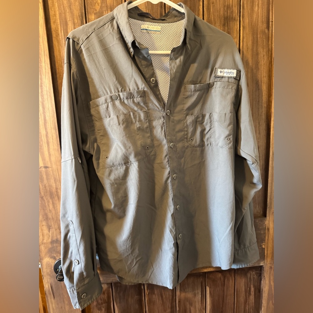 Columbia Long sleeves shirt Small Gray Tamiami